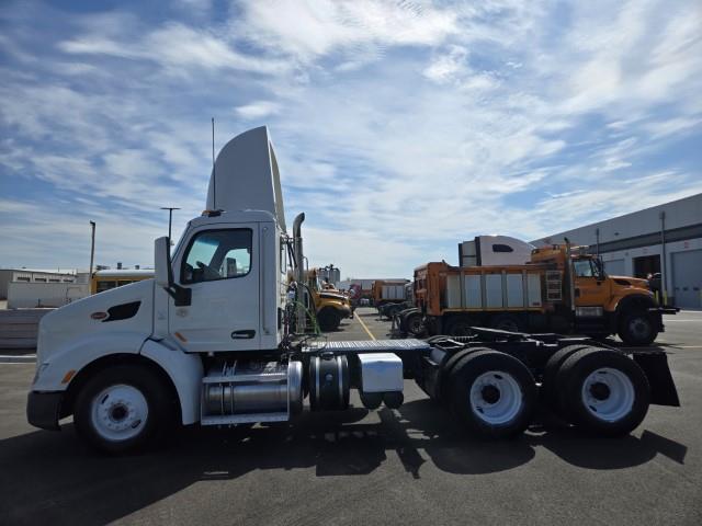 2018 Peterbilt 579-5