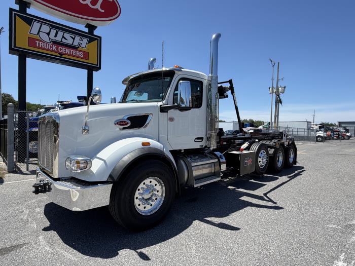 2027 Peterbilt 567-1