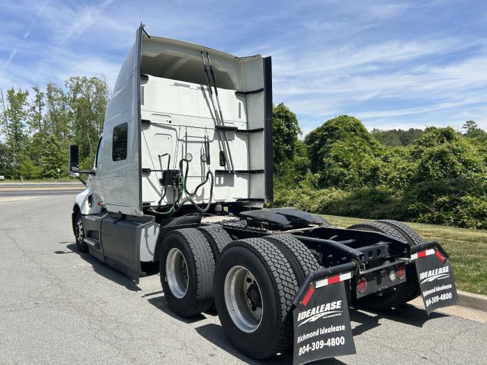 2022 International LT625-4