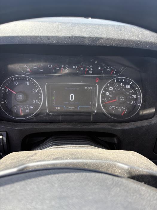 2018 International LT625-1