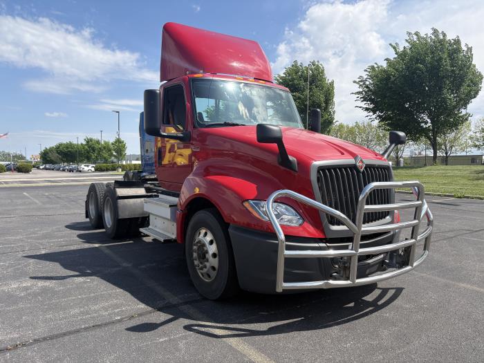 2018 International LT625-5