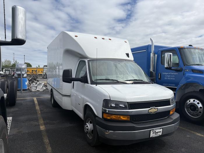 2024 Chevrolet Express 3500-4