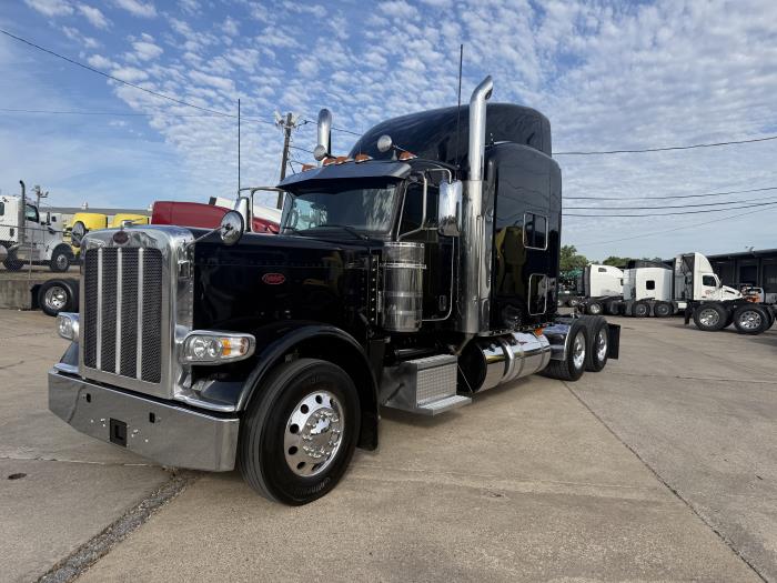2022 Peterbilt 389-6