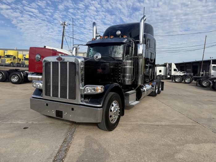 2022 Peterbilt 389-7
