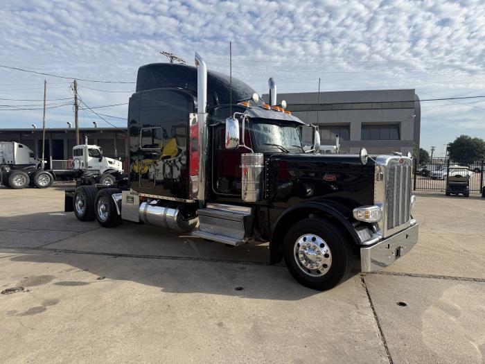2022 Peterbilt 389-13