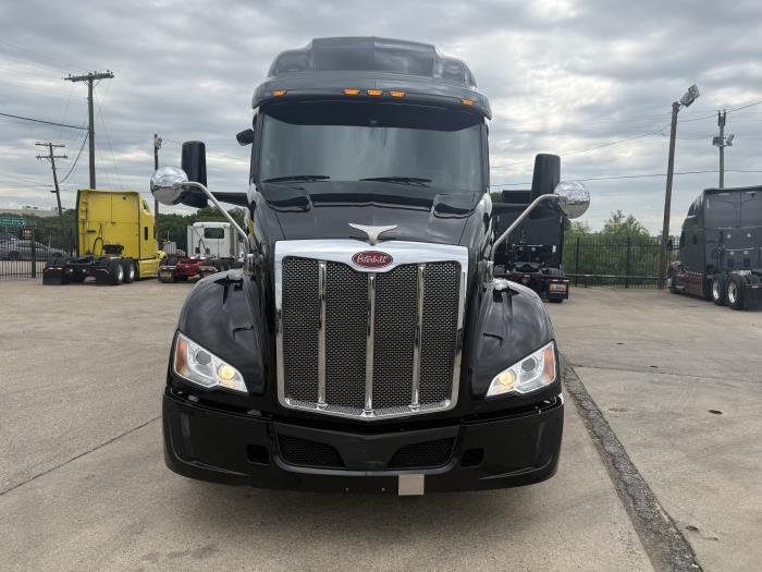 2022 Peterbilt 579-20