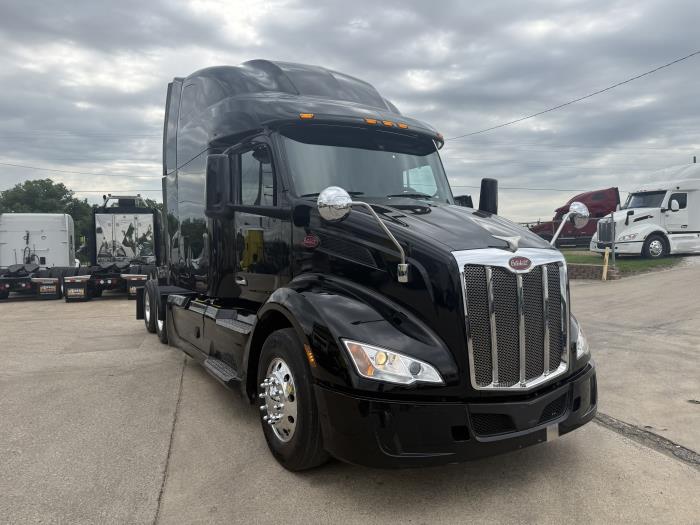 2022 Peterbilt 579-22
