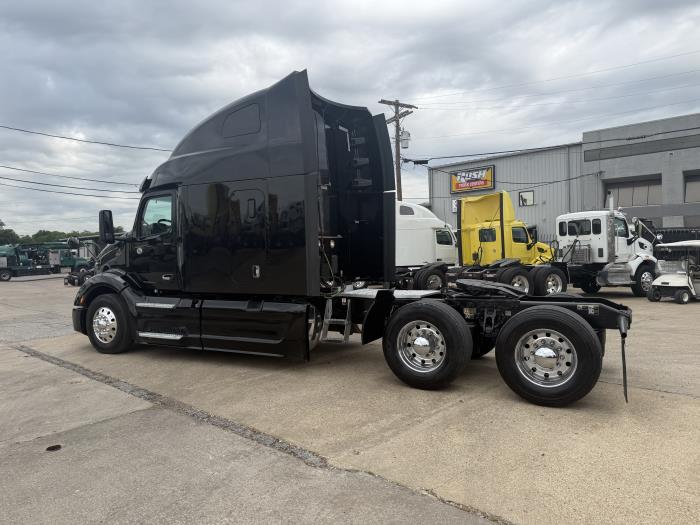 2022 Peterbilt 579-38