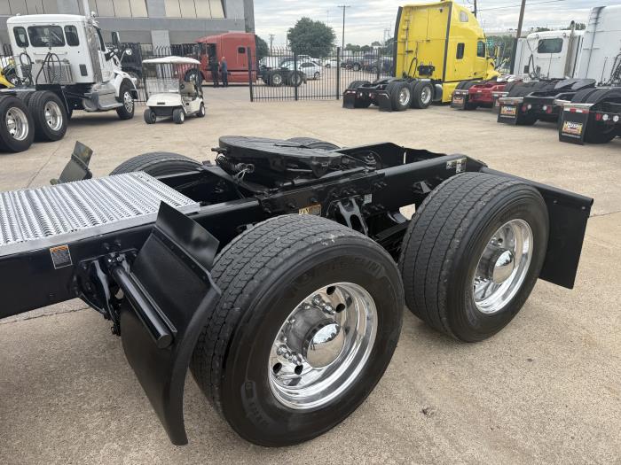2022 Peterbilt 579-42