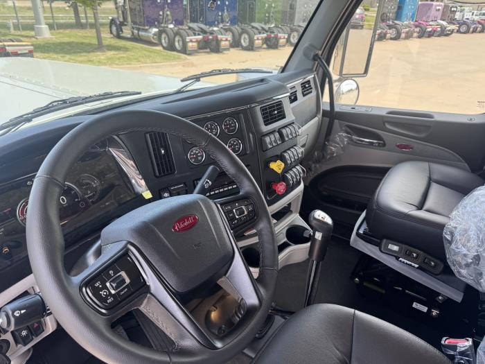 2027 Peterbilt 589-5