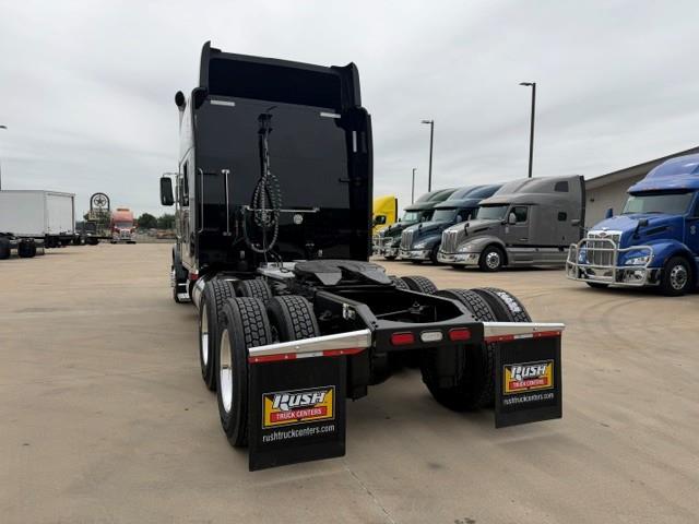 2022 Peterbilt 389-5