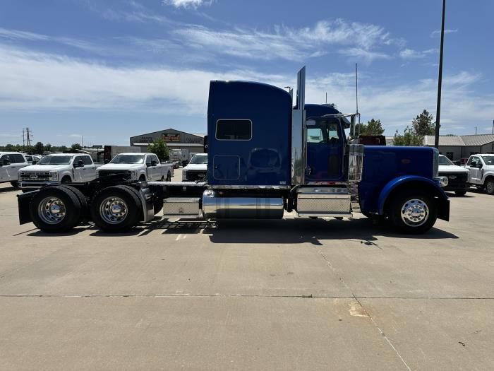2024 Peterbilt 389-5