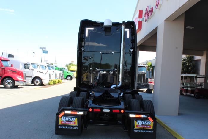 2022 Peterbilt 579-4