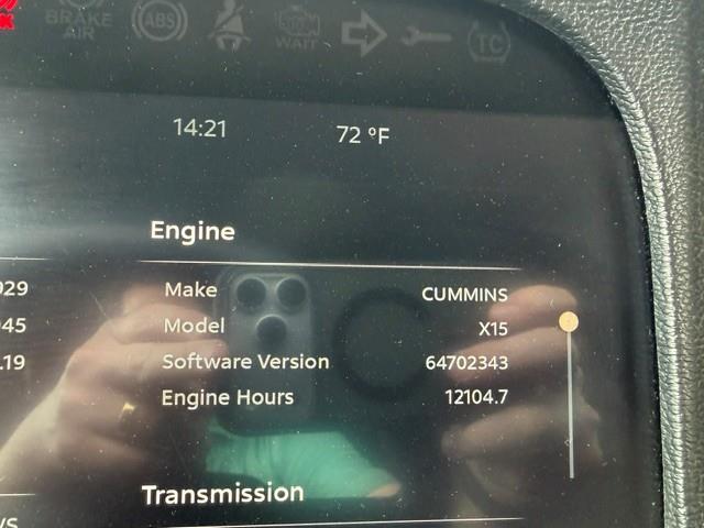 2022 Peterbilt 389-41