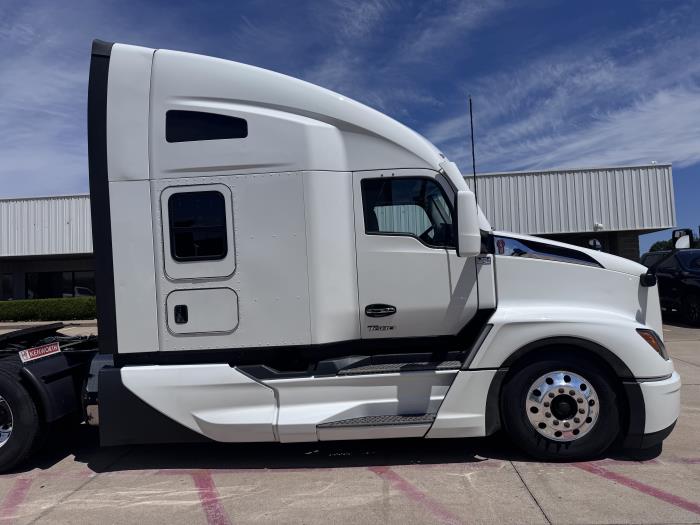 2022 Kenworth T680-5