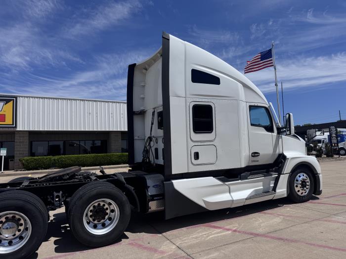 2022 Kenworth T680-6