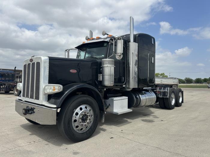 2020 Peterbilt 389-3