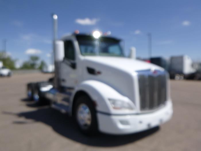 2020 Peterbilt 579-2