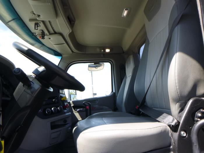 2020 Peterbilt 579-15
