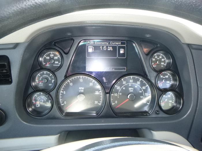 2020 Peterbilt 579-17
