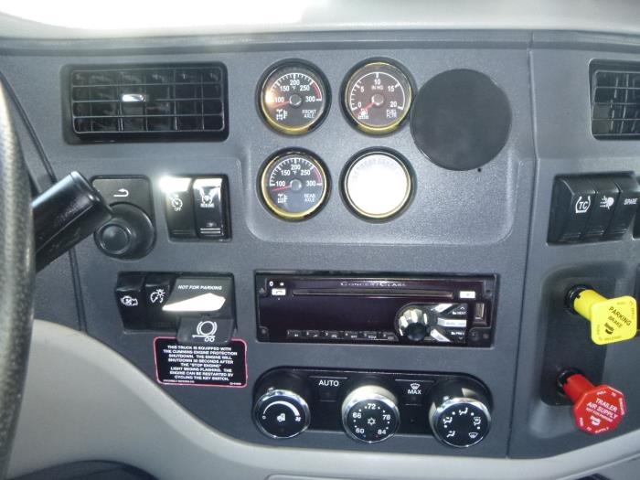 2020 Peterbilt 579-18