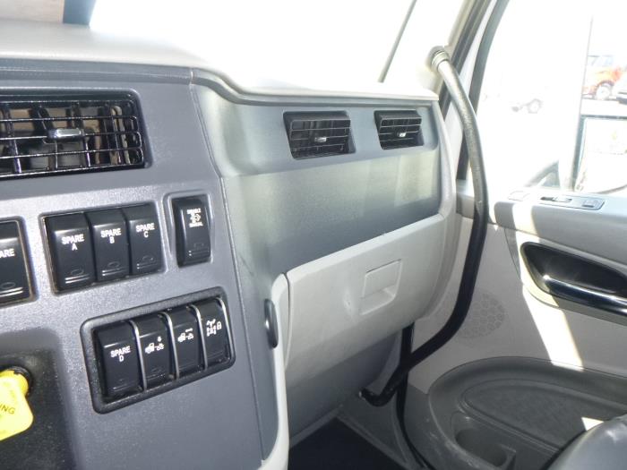 2020 Peterbilt 579-20