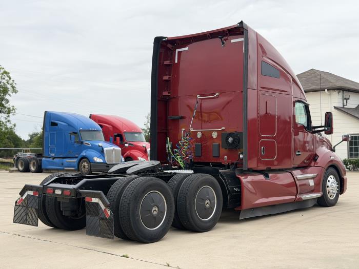 2022 Kenworth T680-5