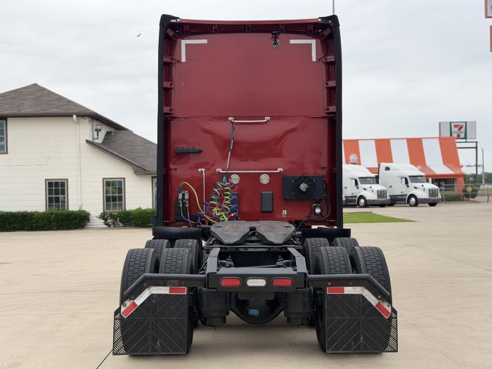 2022 Kenworth T680-6