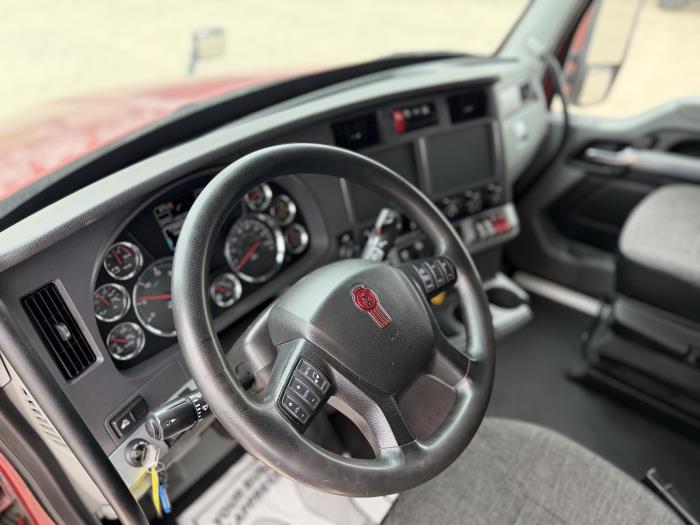 2022 Kenworth T680-20