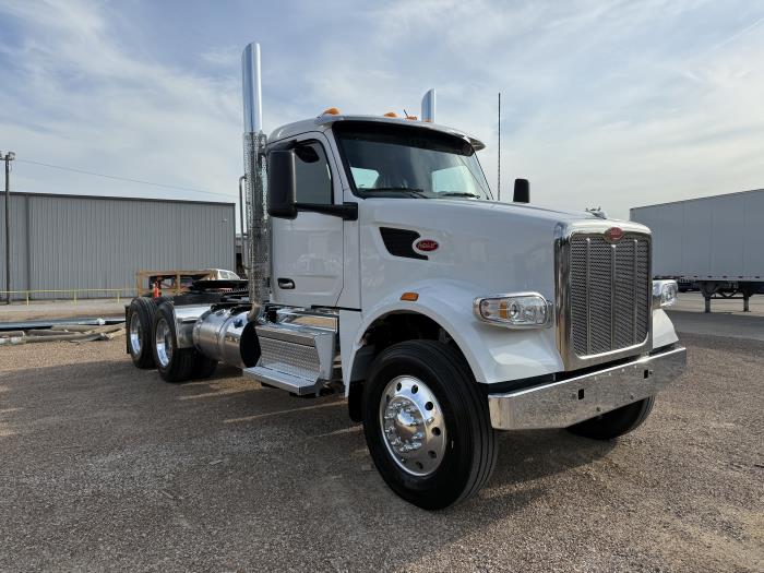 2027 Peterbilt 567-10
