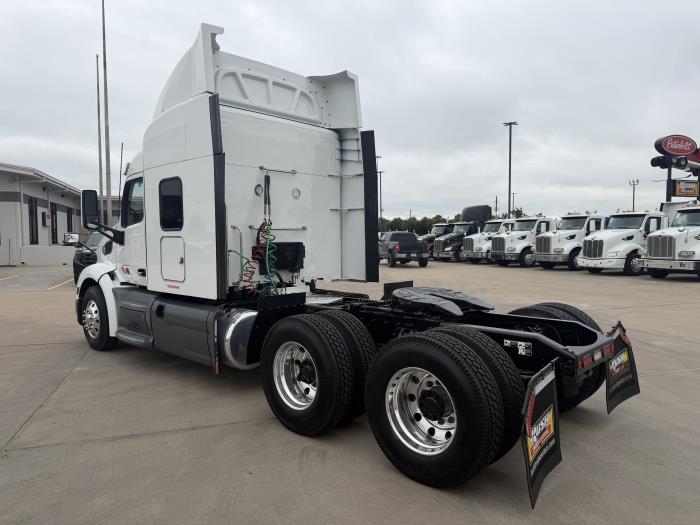 2020 Peterbilt 579-2