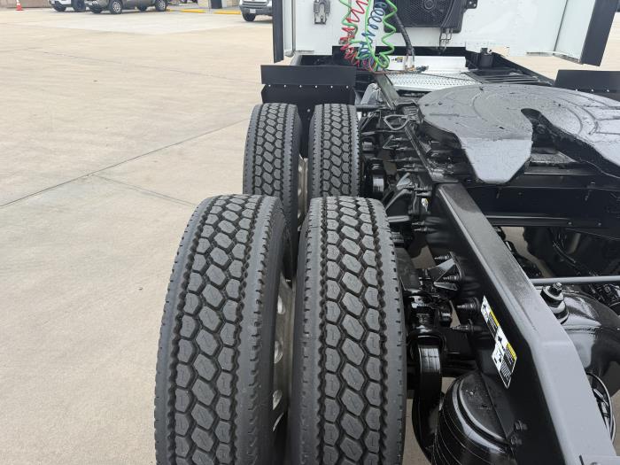 2020 Peterbilt 579-11