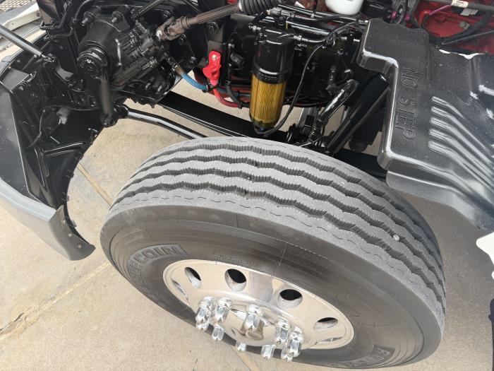 2020 Peterbilt 579-17