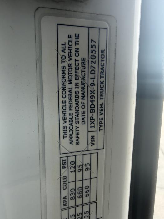 2020 Peterbilt 579-26