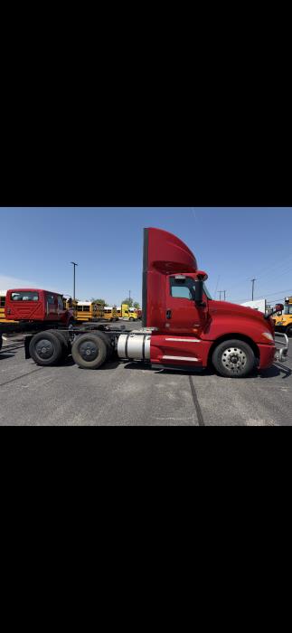 2020 International LT625-4