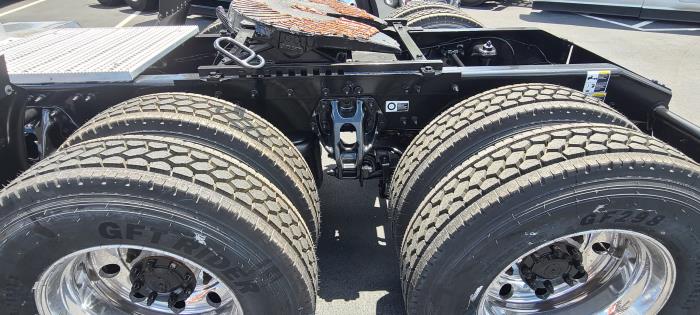 2020 Peterbilt 579-3