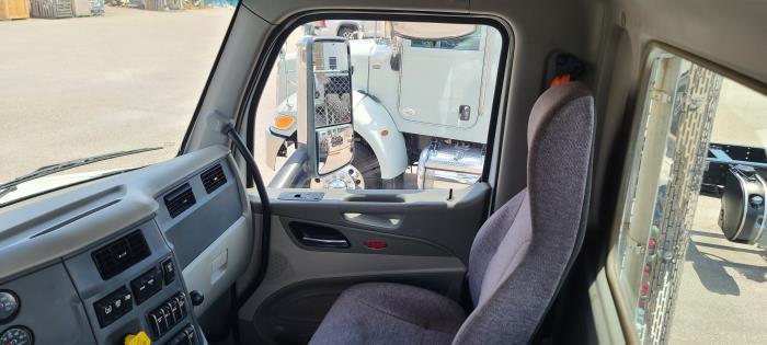 2020 Peterbilt 579-19
