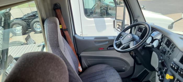 2020 Peterbilt 579-20