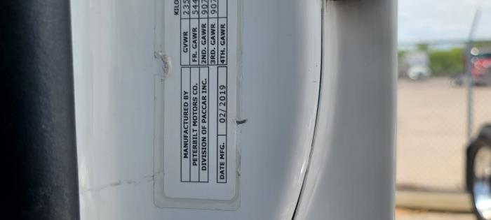 2020 Peterbilt 579-23