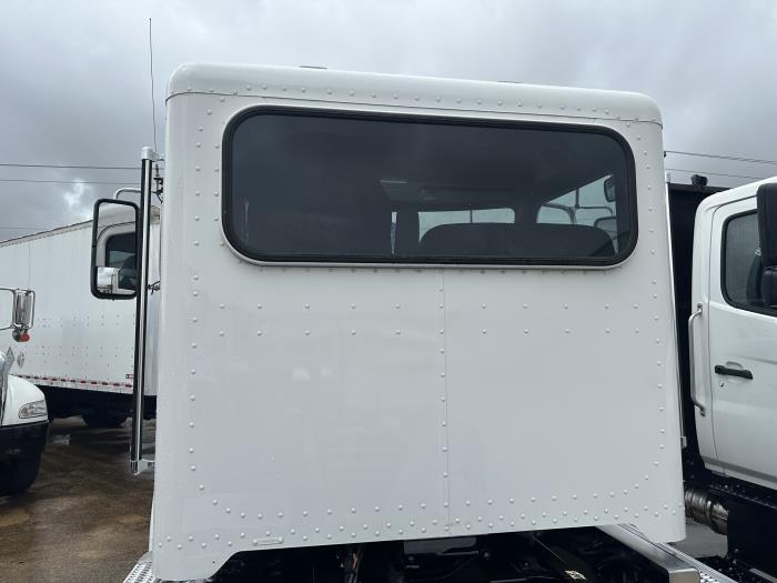 2020 Peterbilt 337-7