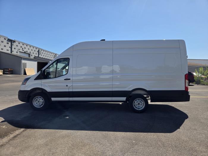 2026 Ford Transit-350-1