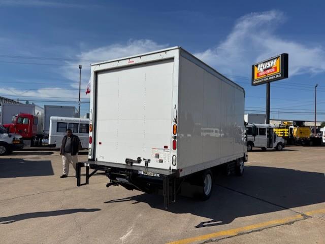 2022 Isuzu NPR-XD-16