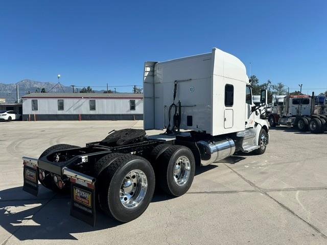 2022 Peterbilt 579-11