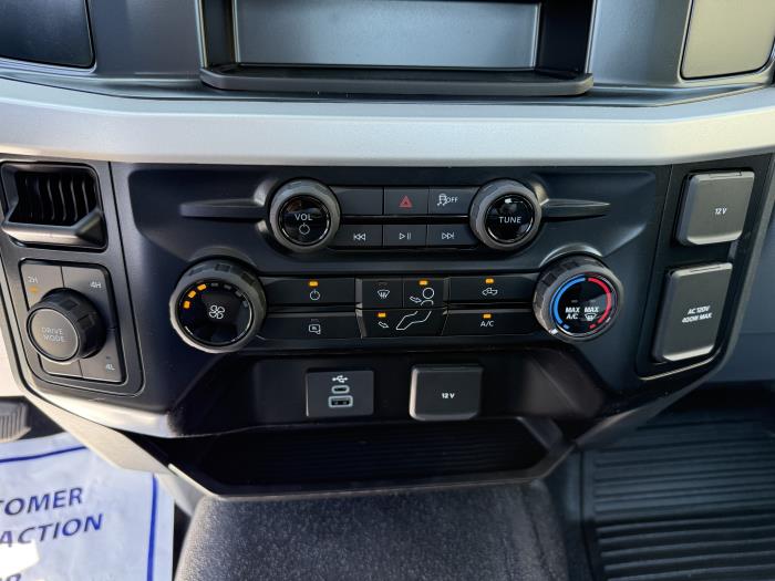 2025 Ford F-600-12
