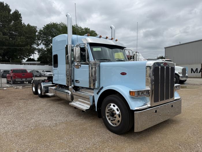 2027 Peterbilt 589-7