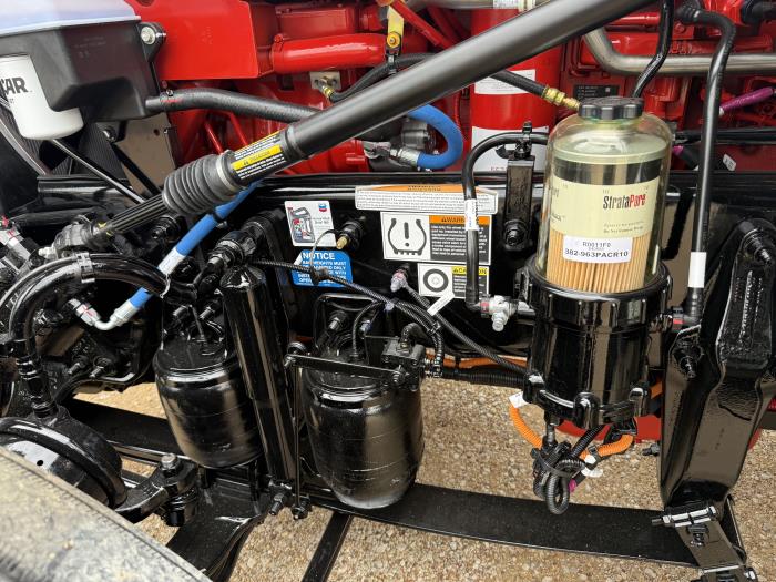 2027 Peterbilt 589-31