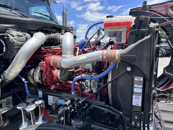 2026 Peterbilt 589-8