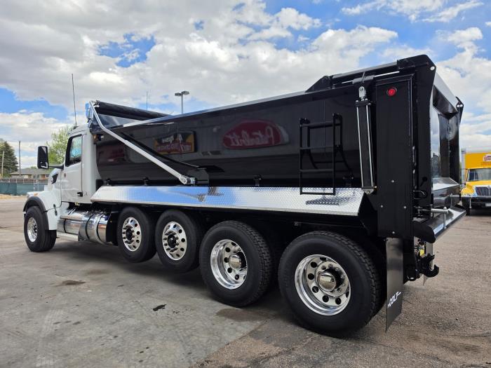 2027 Peterbilt 567-2