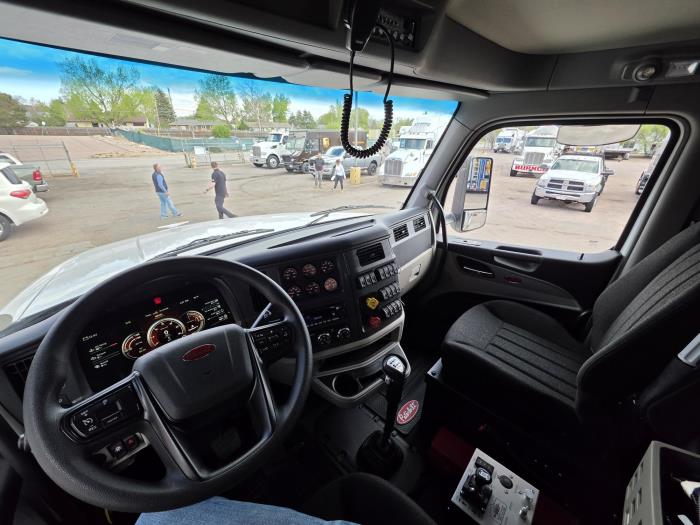 2027 Peterbilt 567-19
