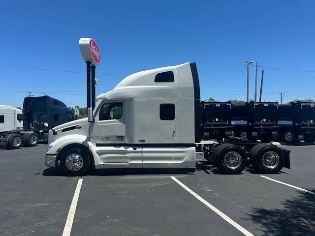 2026 Peterbilt 579-2